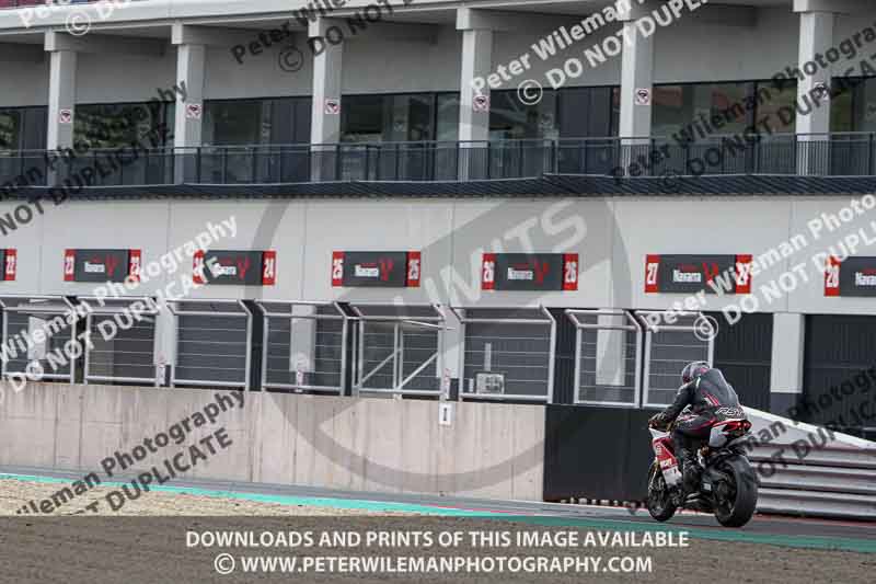 cadwell no limits trackday;cadwell park;cadwell park photographs;cadwell trackday photographs;enduro digital images;event digital images;eventdigitalimages;navarra;no limits trackdays;peter wileman photography;racing digital images;trackday digital images;trackday photos